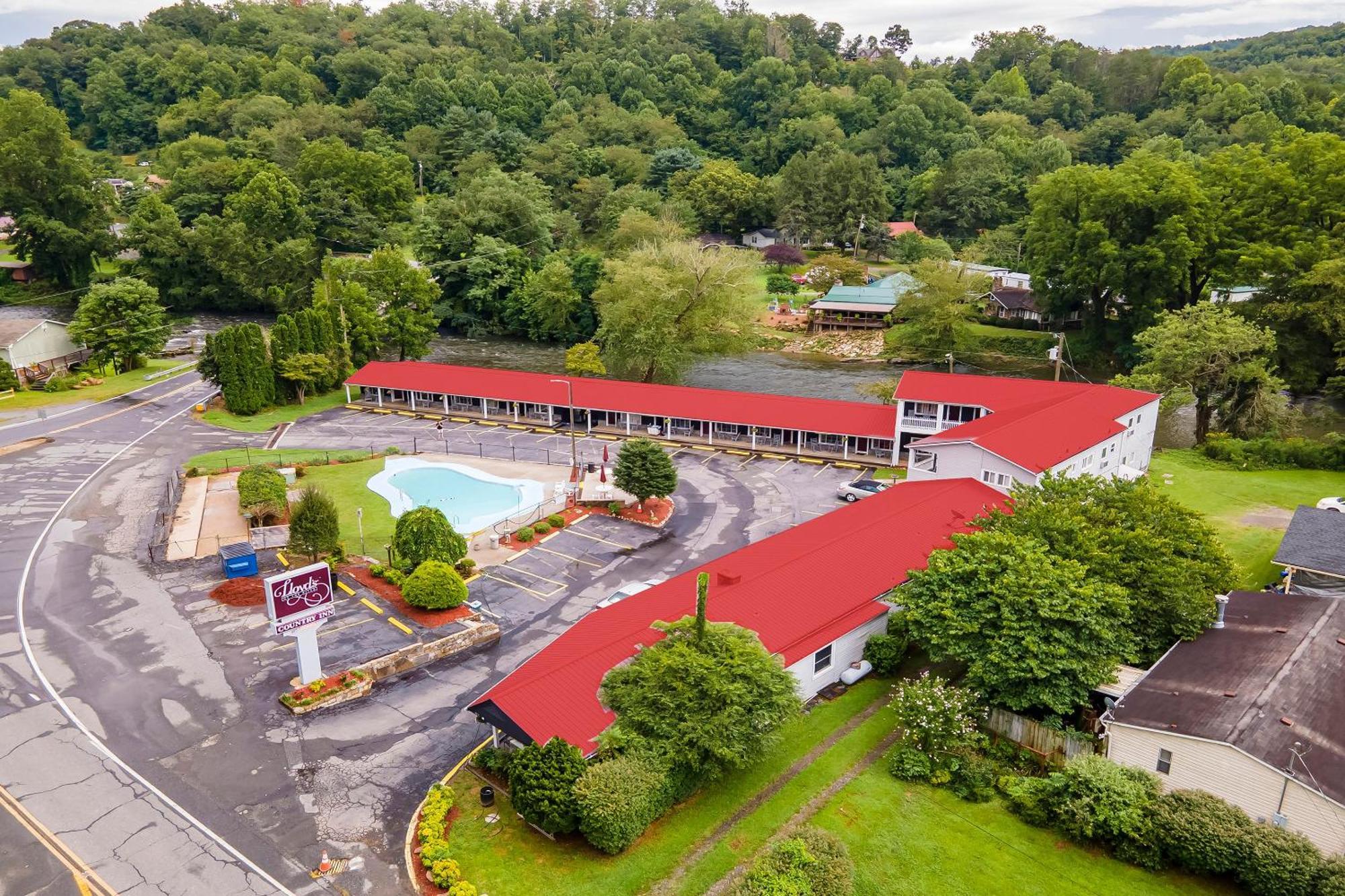 Lloyd'S On The River Country Inn By Oyo Bryson City Extérieur photo