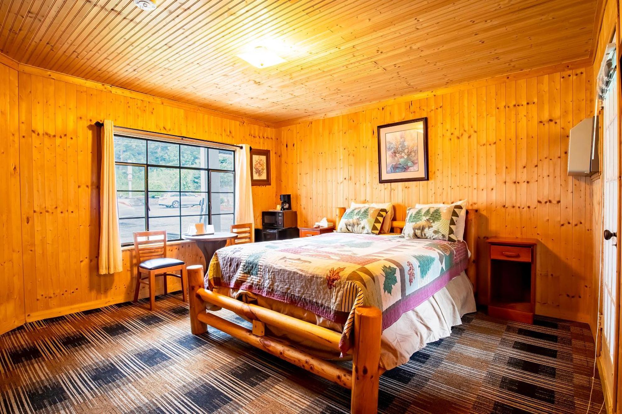 Lloyd'S On The River Country Inn By Oyo Bryson City Extérieur photo