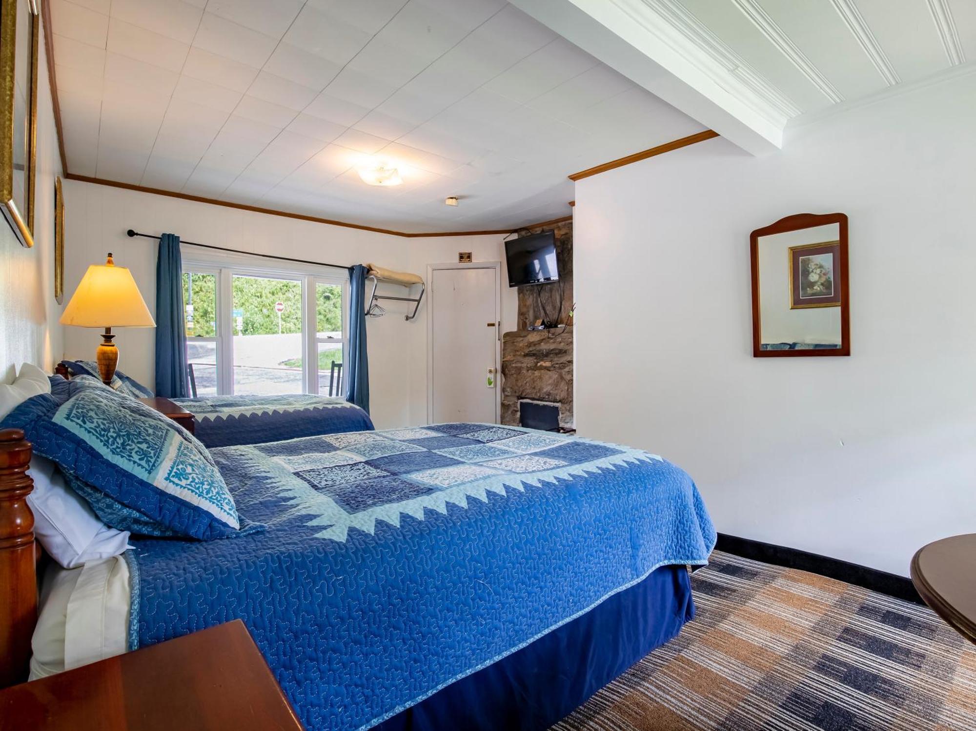 Lloyd'S On The River Country Inn By Oyo Bryson City Extérieur photo